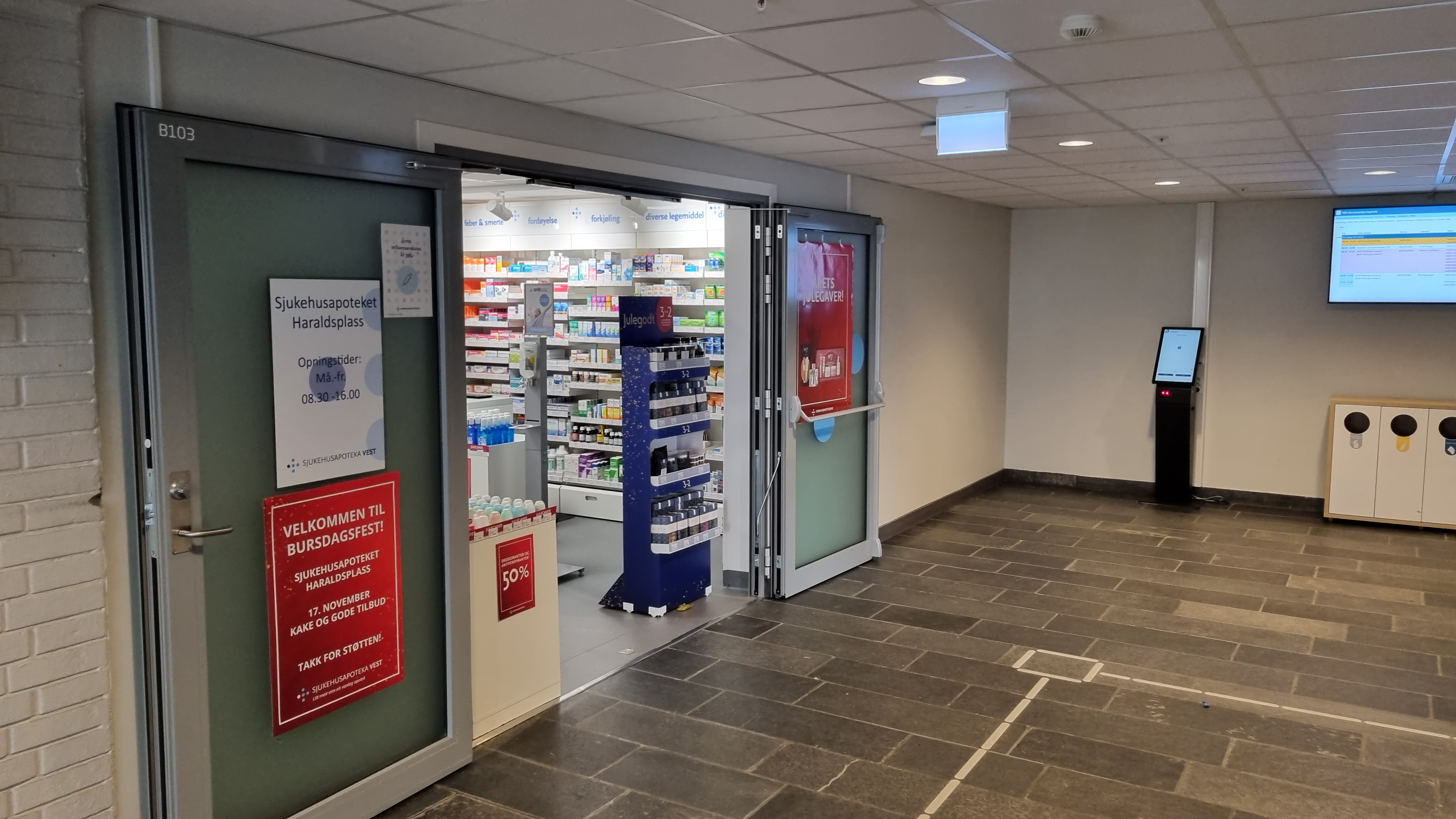 En rekke salgsautomater